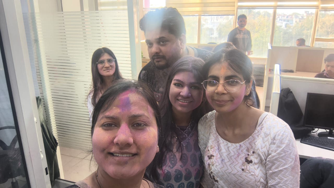 Rednirus Digital Media team at the Panchkula office