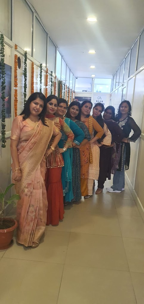Rednirus Digital Media team at the Panchkula office
